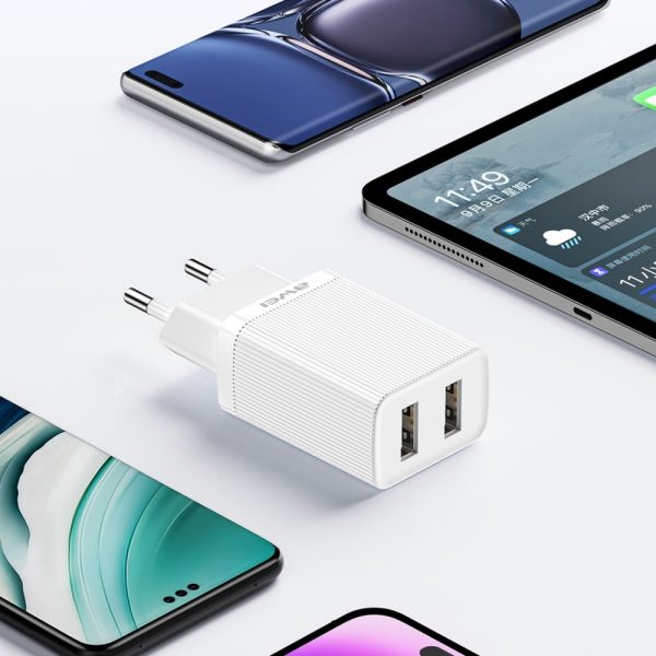 Сетевая зарядка Awei C15L-EU 10W 2xUSB-A + USB-A to Lightning cable 1.0m белая — изображение 4