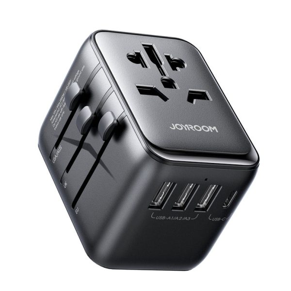 Универсальное зарядное устройство для путешествий Joyroom JR-TCW01 15W 3xUSB-A/USB-C черный